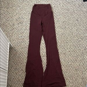 Aerie High-Waist Women's Flare Leg Pants in Deep Burgundy